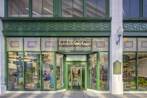 gucci cerca de mi|gucci stores in chicago.